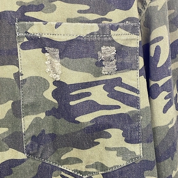 NWOT American Bazi Distressed Quality Denim Camouflage Jacket Women’s Size L - Picture 6 of 15